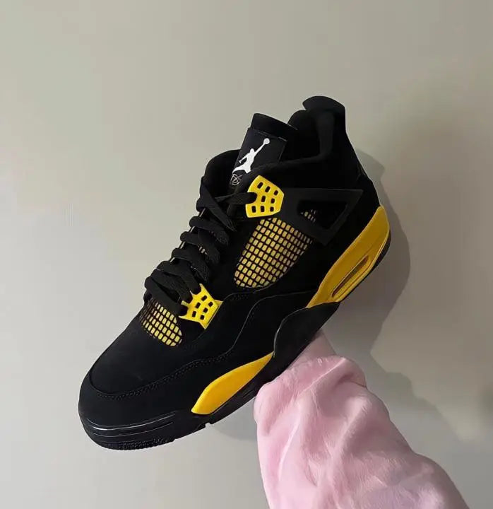 Nik.e Air Jordan Retro 4 THUNDER YELLOW (SEMI UA)