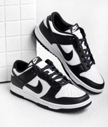 Nik.e SB Dunk Low Panda