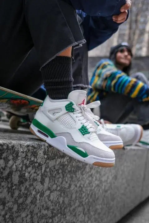 Nikee air Jor_dan Retro 4 Pine Green Semi Ua Quality