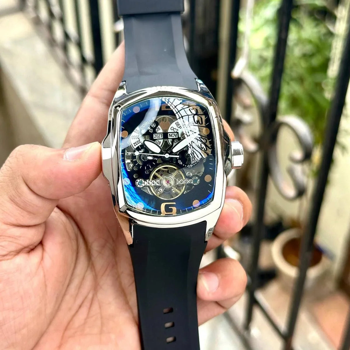 Cor_um Automatic