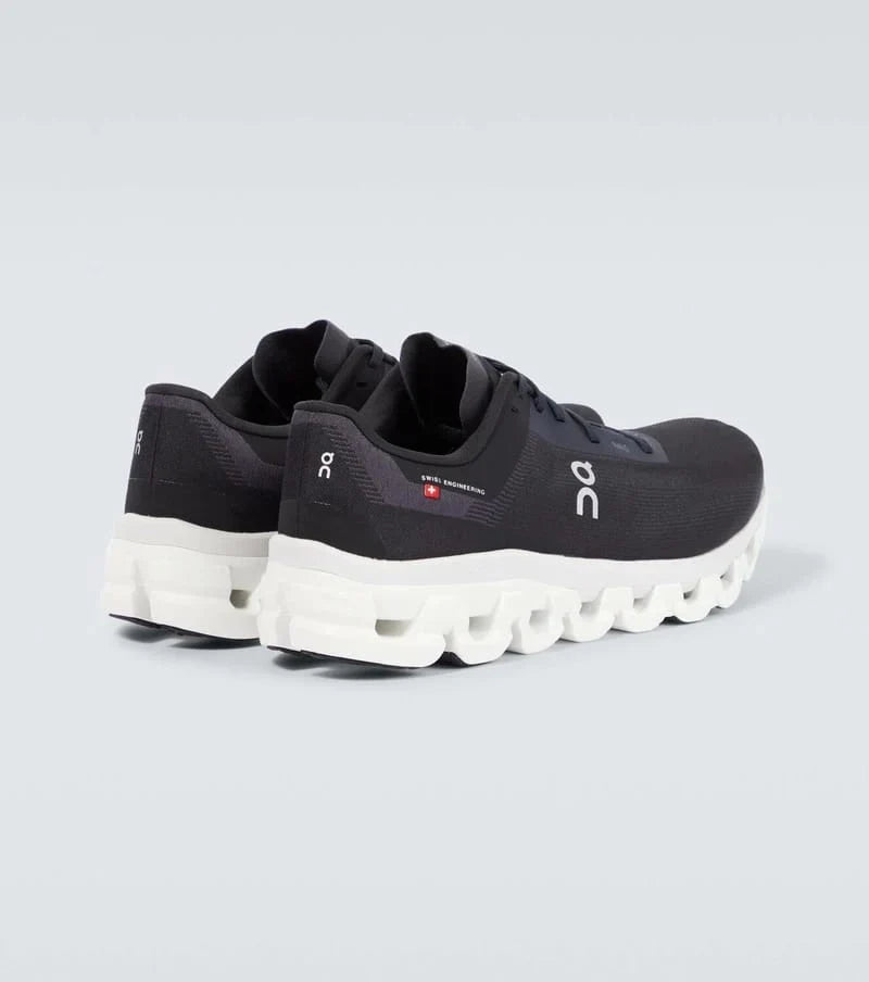 PRODUCT NAME: On Clo_ud_flow 4 Low Top Black