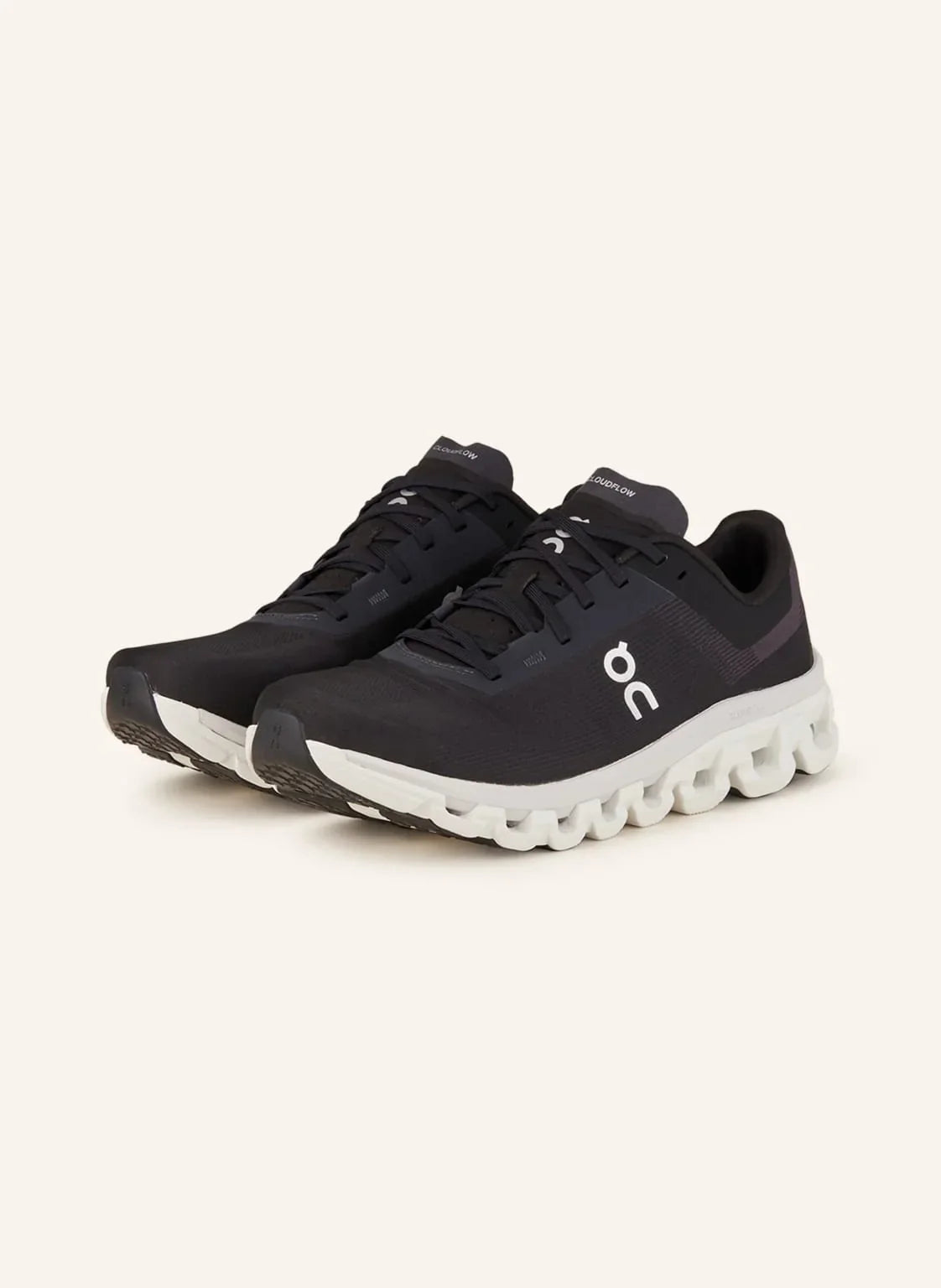 PRODUCT NAME: On Clo_ud_flow 4 Low Top Black