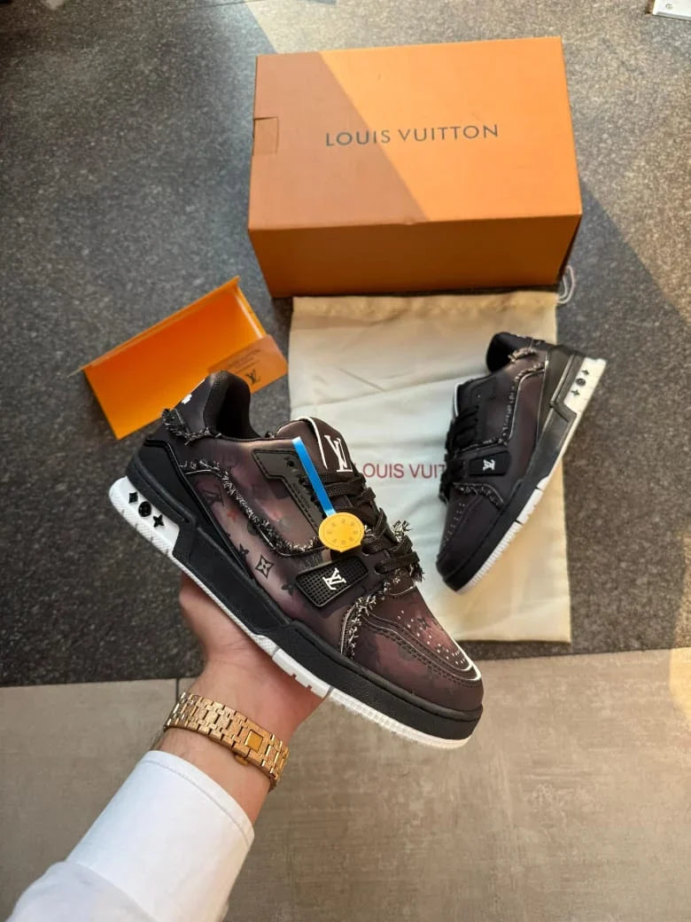 Lou_is_Vui_tton LV Civilist Trainer 2025
